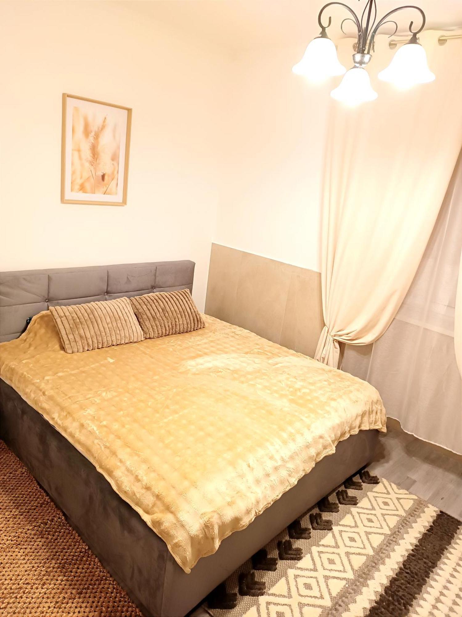 Family Apartments 2 Room'S Muerzzuschlag Dış mekan fotoğraf